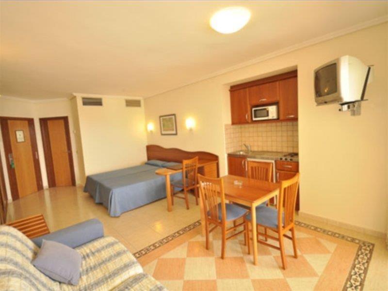Hotel Blau Parc Sant Antoni de Portmany Exterior foto