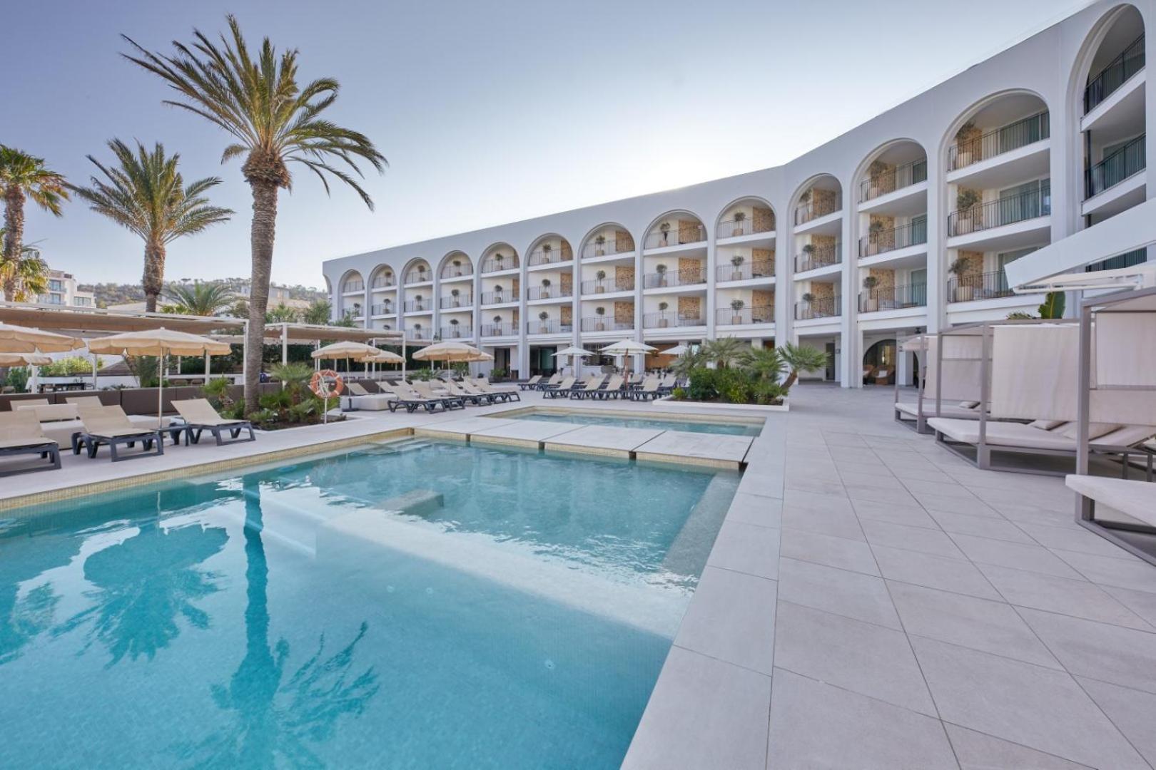 Hotel Blau Parc Sant Antoni de Portmany Exterior foto