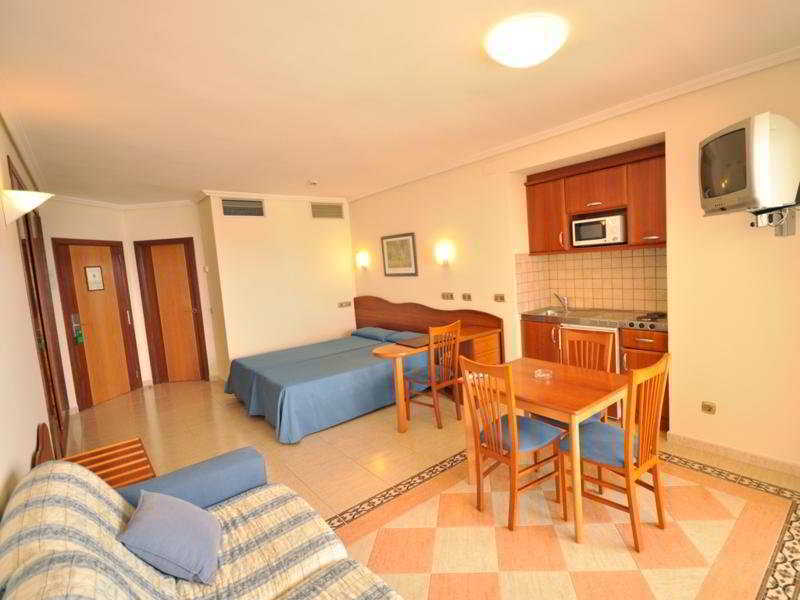 Hotel Blau Parc Sant Antoni de Portmany Exterior foto